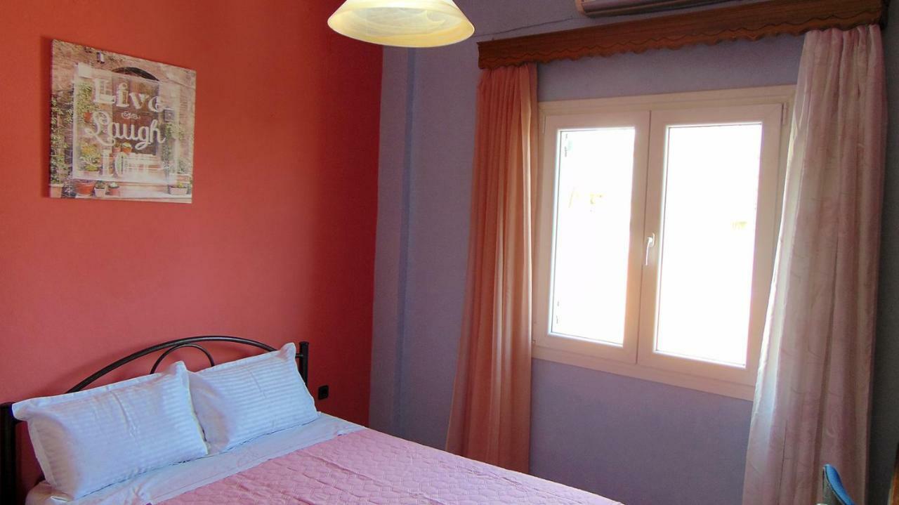 Appartamento Lakones View House Esterno foto